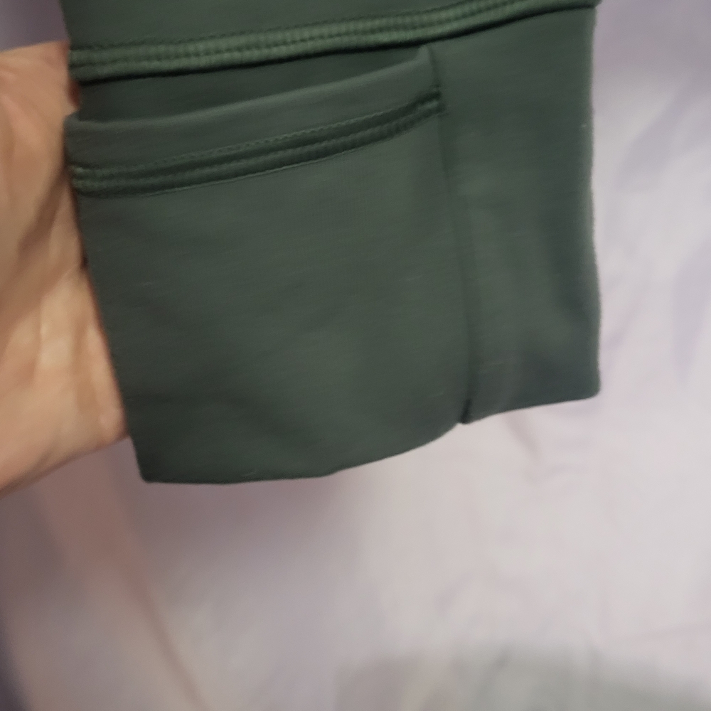 Lululemon Athletica Sage Green Zip-Up - Picture 6 of 9